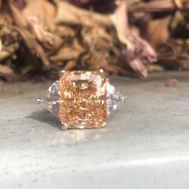 3CT Diamond Veneer Three Stone 14K Gold Engagement Ring. 635R71337K-3CT