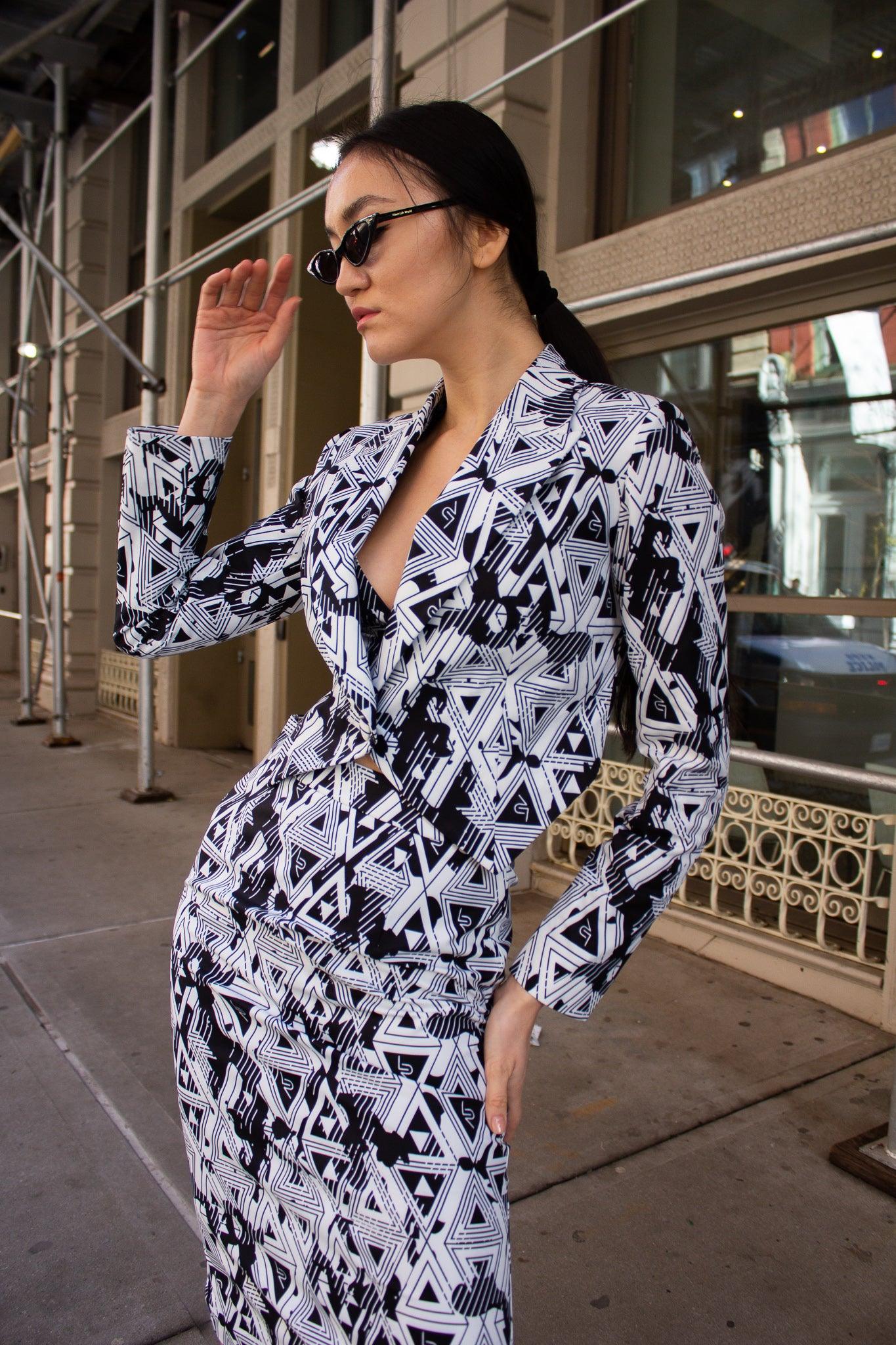Amour Geometric Blazer – Stylish Women’s Tailored Jacket