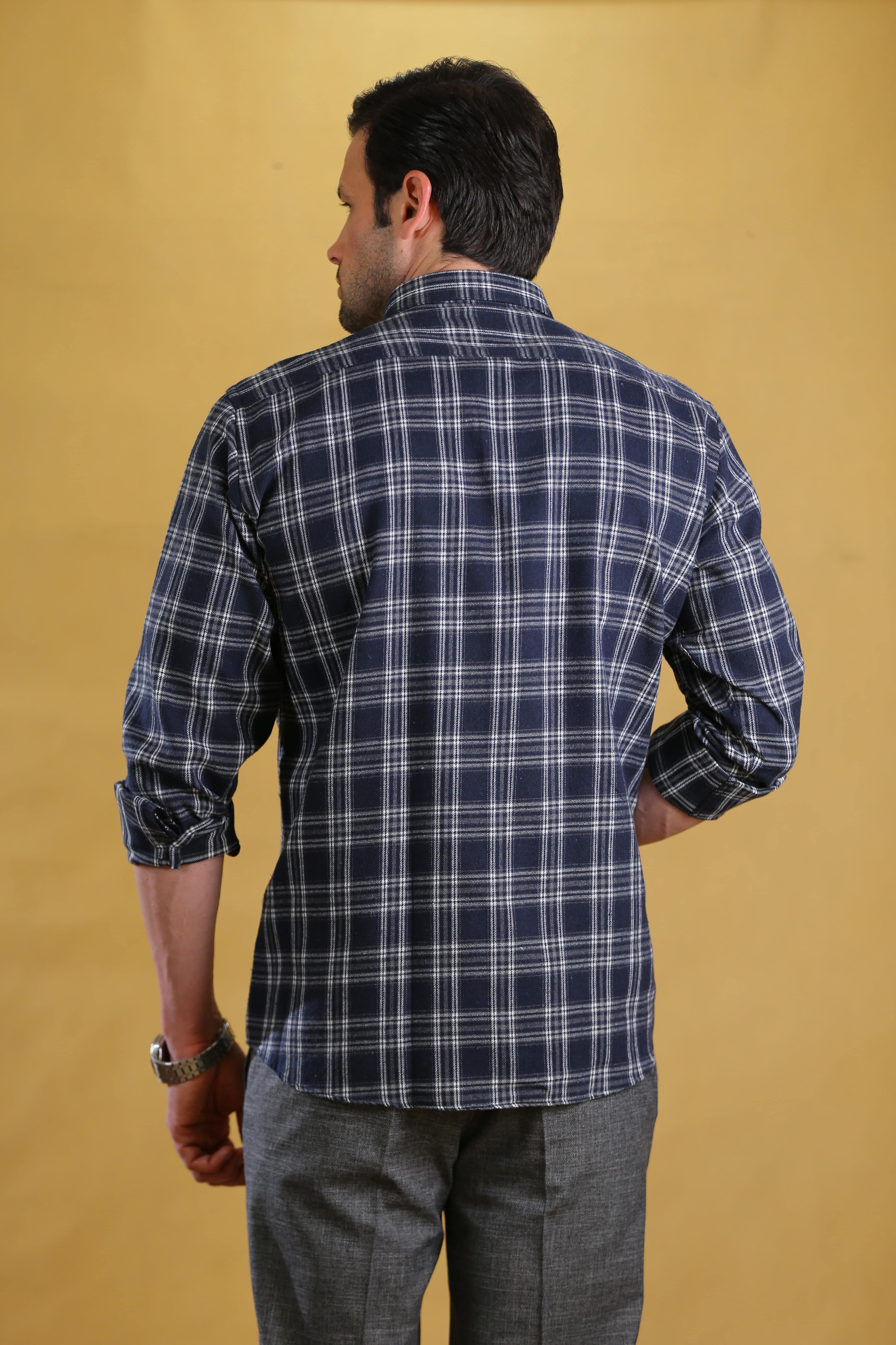 The Woodsman Shirt(Navy Plaid)