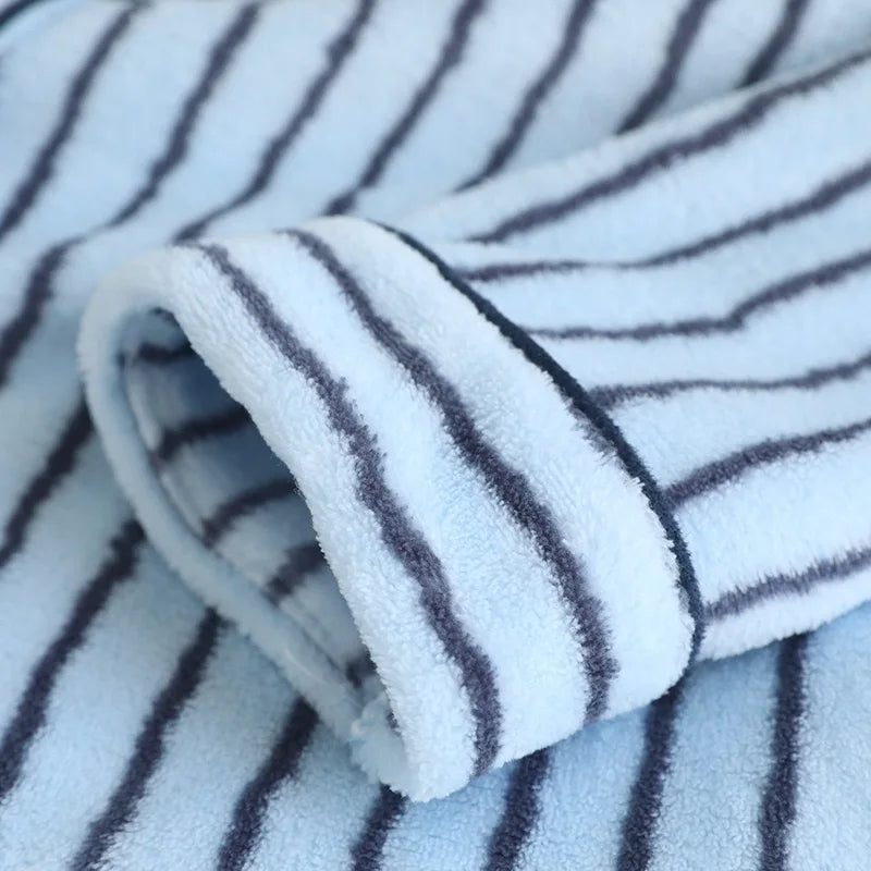 Unisex Winter Plush Couple Flannel Pajamas 2 Piece Set Warm and Soft Home Nightwear Clothes