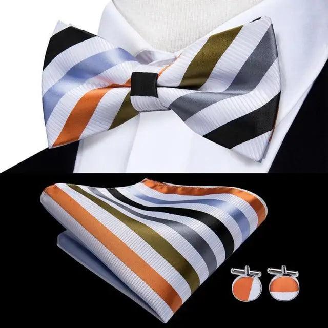 Classic Green Bow Ties Men Silk Butterfly Tie With Pocket Square And Cufflinks Set For Men Elegant Design Wedding Party Bowties Solid Color Gentleman Bow Tie And Pocket Square Cufflink Set