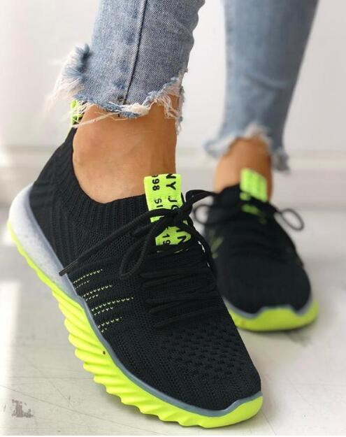 New Women Platform Modern Sneakers Casual Walking Shoes Slip On Mesh Sneakers Lightweight Comfortable Vulcanize Shoes Luxury Fashion Womens Sneakers