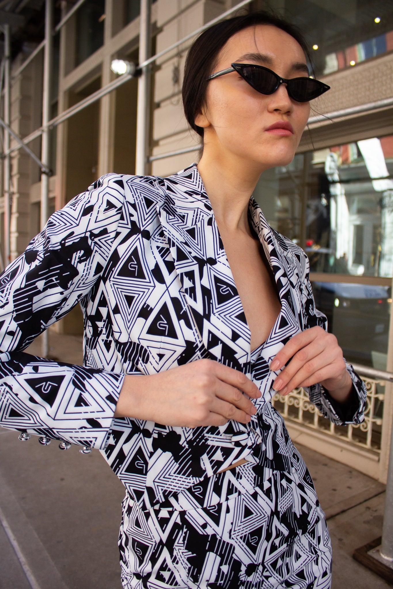 Amour Geometric Blazer – Stylish Women’s Tailored Jacket