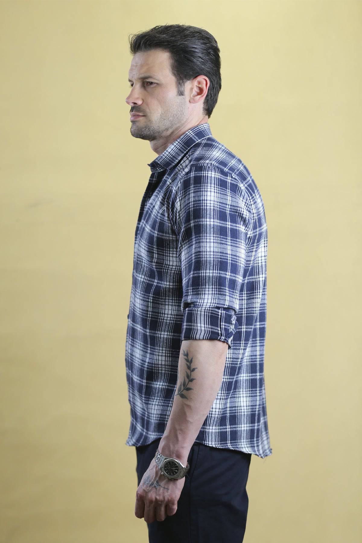 The Woodsman Shirt (The Navy Plaid)